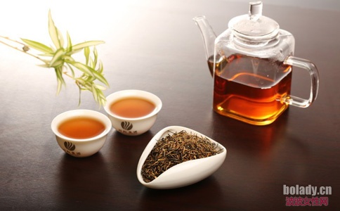 ��ʳ���ԣ��Ⱥ������������Թ���