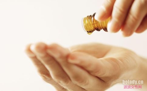 ������֪���ļ���Ů�����˷ܼ�